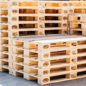 1/2 PALLET GEPERST HOUT – LOOFHOUT + NAALDHOUT – 480 KG