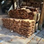 GROOTVERPAKKING – 100% EIKEN BRANDHOUT OP PALLETS OF IN NETZAKKEN, ENERGIEPRODUCTEN TEGEN SCHERPE PRIJZEN